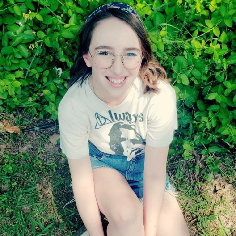 Meet your Posher, Kaitlyn